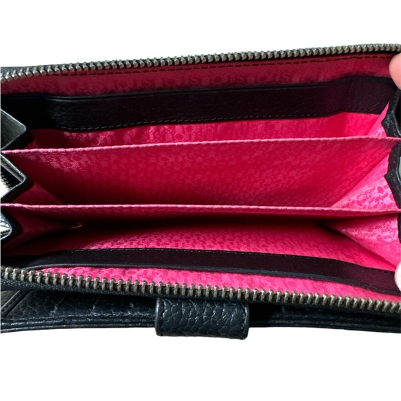 Tous Black Leather Zippered Wallet 7.5” X 4” - Picture 4 of 8